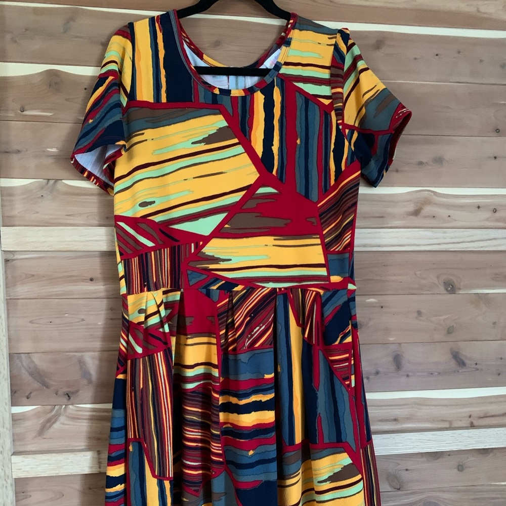 2 XL Lularoe Amelia